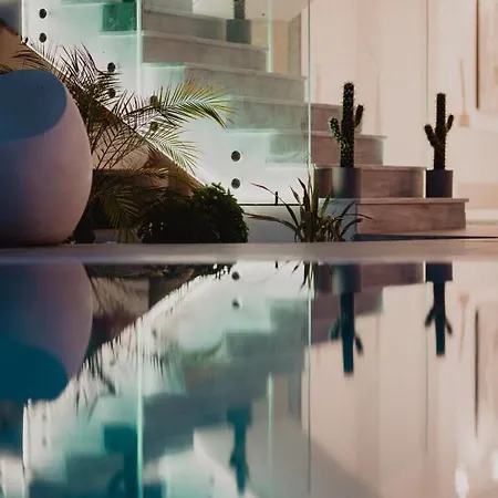 Galazio Aparthotel 4*
